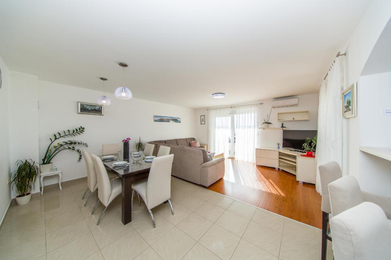 Apartment Luni Lokva Rogoznica Luaran gambar